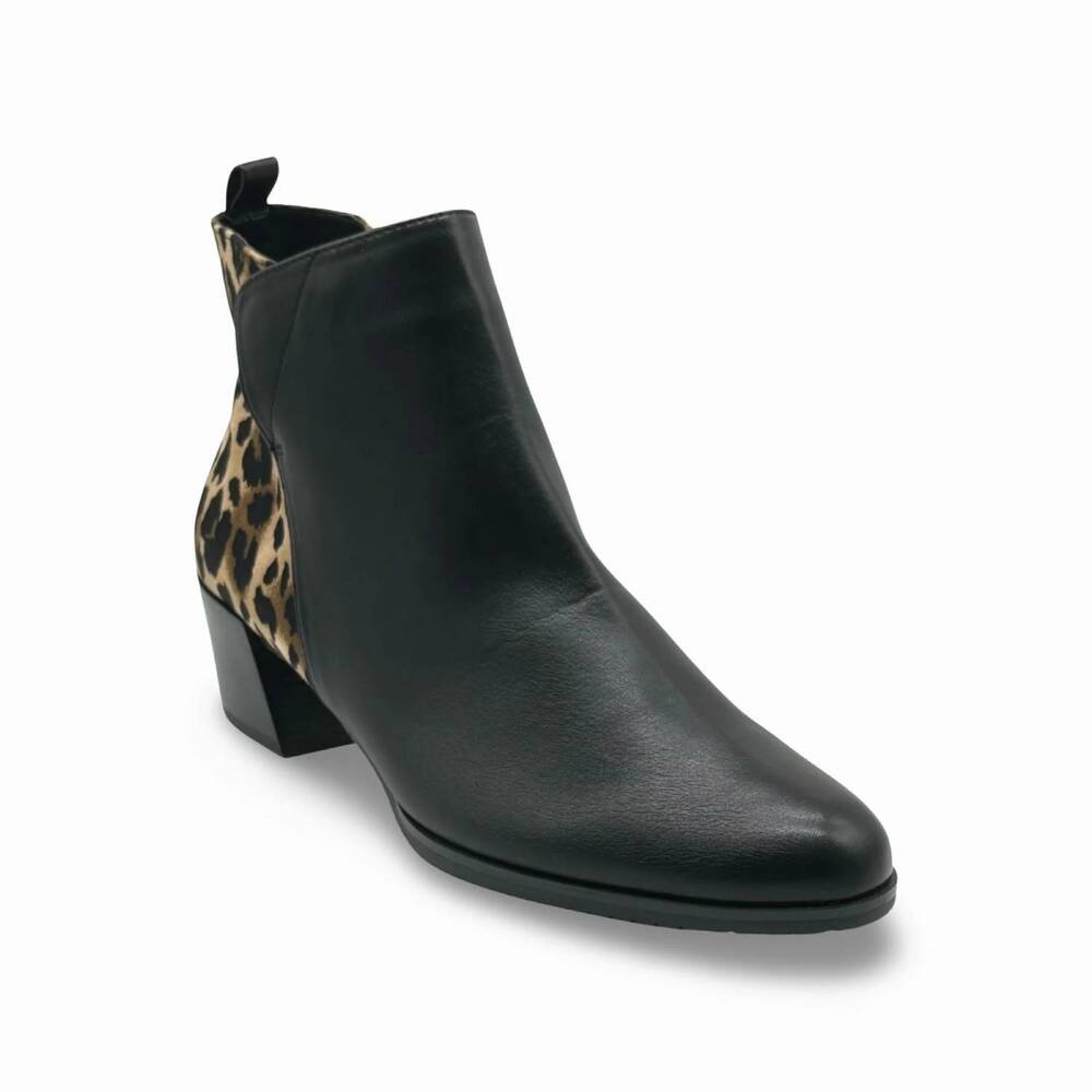 NEW J. RENEE women's halsie leopard print booties in black / brown